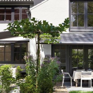 terrasschermen knikarmscherm zonnescherm Frema zonwering zonweringspecialist Rhenen Veenendaal Ede Wageningen Utrecht e.o.